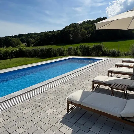 別荘 Kali Kuetyue Balatonhenye